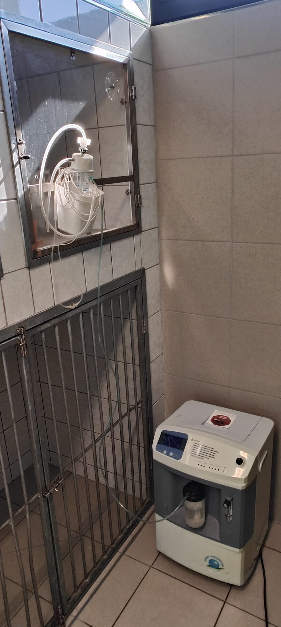Kyslíková terapie pacientů s dechovou tísní v kyslikovém boxu ORDINACE